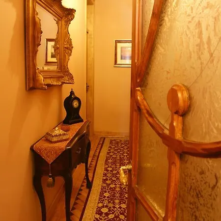 Palace Do Capitao 4*